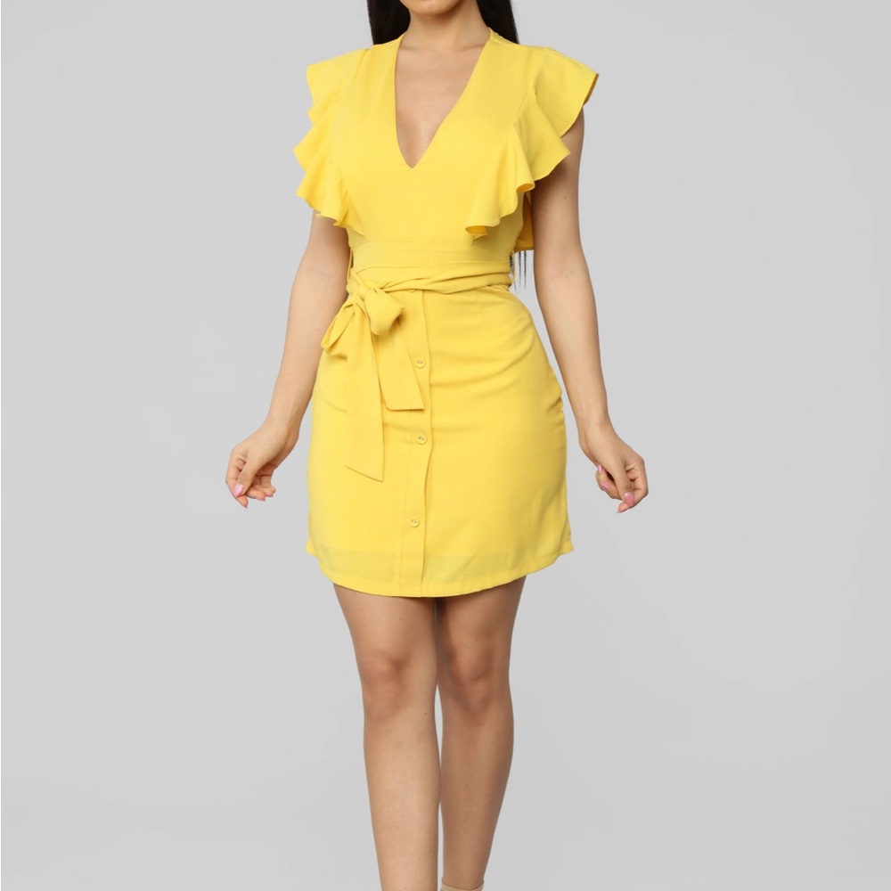 Fashion Nova Yellow Mini Sheath Dress with Ruffled Flutter Sleeves